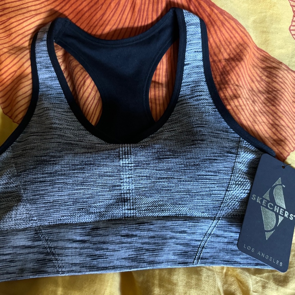 NWT Skechers Sports Bra Top size M